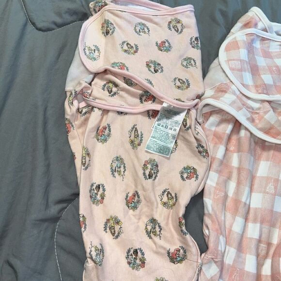 3 pack Disney princess swaddles Aden + Anais - Picture 6 of 7